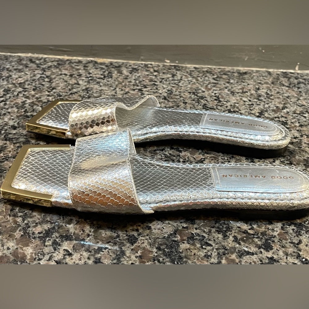 Good American Metallic Sandals Size 9